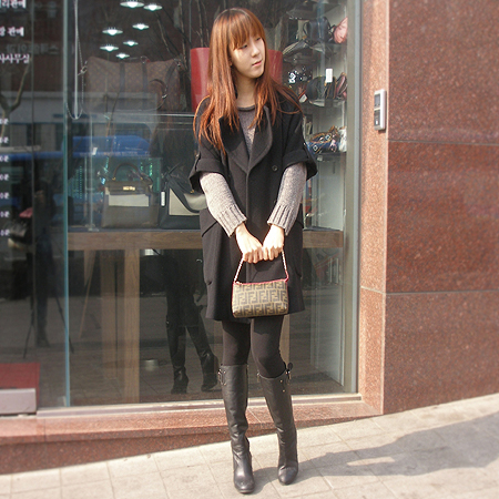Fendi(���) 8BR592 ��ī ü�� �Ŀ�ġ ����� [�б�������] �̹���6 - ���̺��� �߰���ǰ