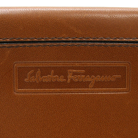 Ferragamo(��󰡸�) 66-2504  ī�� ���� ������ ������ �̹���2 - ���̺��� �߰���ǰ