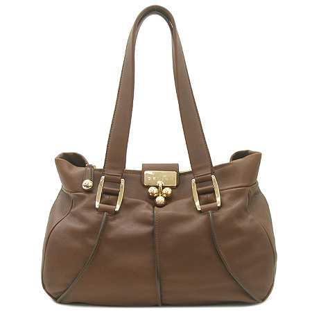 ������  �����