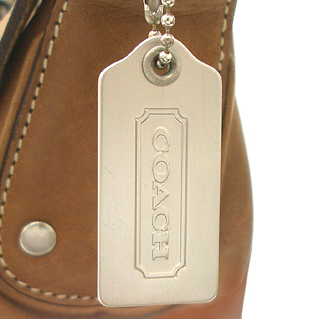 Coach(��ġ) �ñ׳�ó ��Ʈ ��� ũ�ν��� �̹���5 - ���̺��� �߰���ǰ