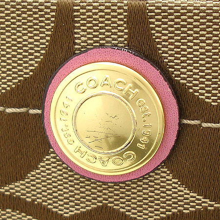 Coach(��ġ) �ñ׳�ó �ڰ��� ����� �̹���3 - ���̺��� �߰���ǰ