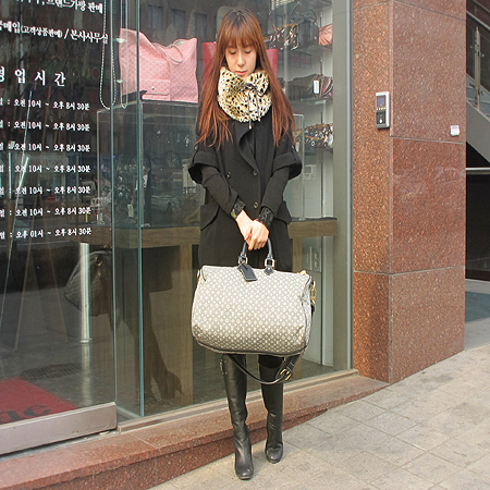 Louis Vuitton(���̺���) M56706 ���׷� �̵� ���ǵ� ������ 45 ��ũ�� + ��� ��Ʈ�� [�б�����������2ȣ��] �̹���6 - ���̺��� �߰���ǰ