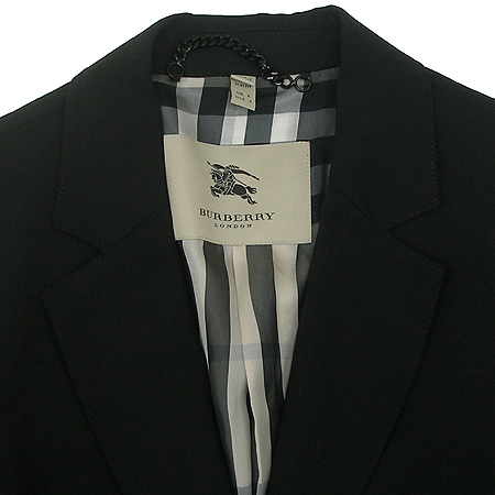 Burberry(������) ����(���:ť���� 100) �̹���2 - ���̺��� �߰���ǰ