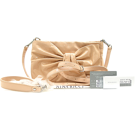 NINA RICCI(�ϳ���ġ) ���̴�Ʈ Ŭ��ġ �� ũ�ν��� + ��Ʈ ��Ʈ�� �̹���2 - ���̺��� �߰���ǰ
