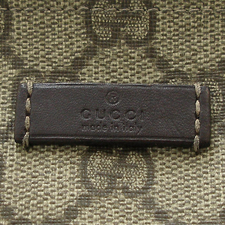 Gucci(����) 201446 GG�ΰ� PVC ���� Ʈ���� ũ�ν��� [�б�������] �̹���3 - ���̺��� �߰���ǰ
