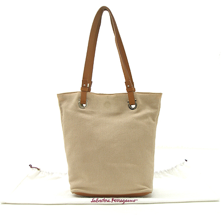 Ferragamo(��󰡸�) 21 3396 �к긯 ü���� ��� ��Ʈ�� �̹���2 - ���̺��� �߰���ǰ