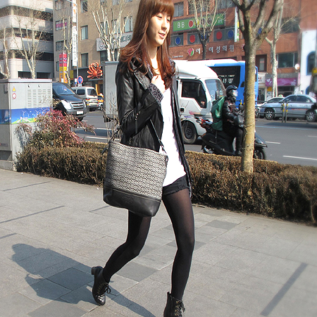 Coach(��ġ) �ñ׳�ó �ڰ��� ����� �̹���5 - ���̺��� �߰���ǰ