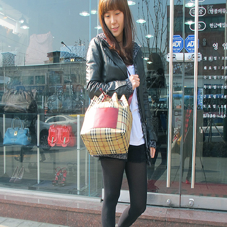Burberry(������) Ŭ���� üũ ���ָӴ� ����� �̹���5 - ���̺��� �߰���ǰ