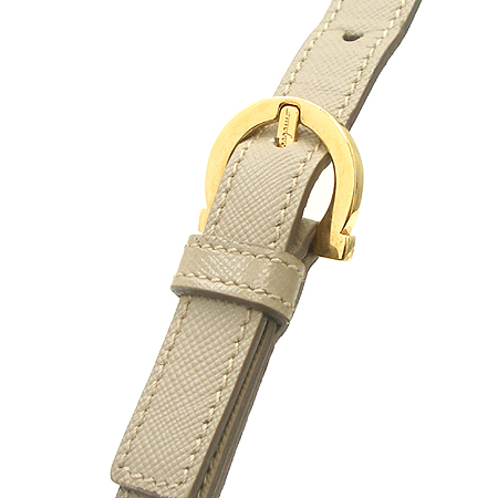 Ferragamo(��󰡸�) 21 2750 ���� ��ġ�� ��� ����� �̹���5 - ���̺��� �߰���ǰ