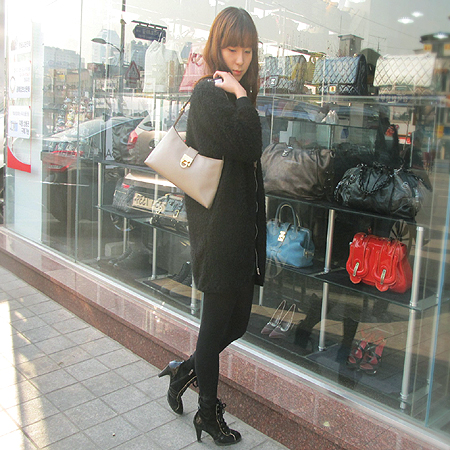 Ferragamo(��󰡸�) 21 2750 ���� ��ġ�� ��� ����� �̹���6 - ���̺��� �߰���ǰ