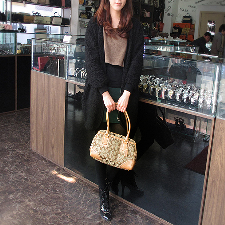 Coach(��ġ) �ñ׳��� ����� ��Ʈ�� �̹���6 - ���̺��� �߰���ǰ