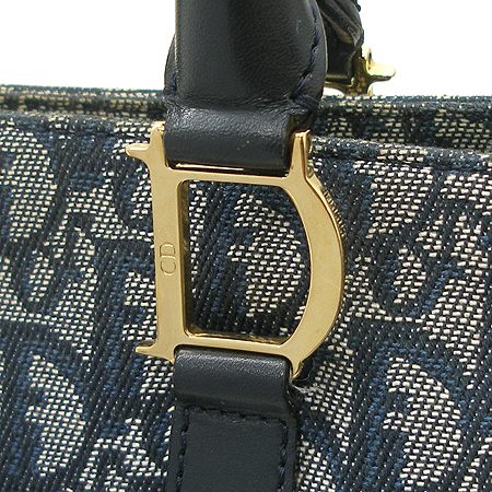 Dior(ũ����î���) �ڰ��� ��Ʈ�� �̹���3 - ���̺��� �߰���ǰ