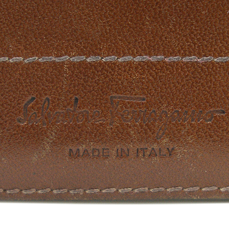 Ferragamo(��󰡸�) 66 4523 ���� �������� �̹���4 - ���̺��� �߰���ǰ