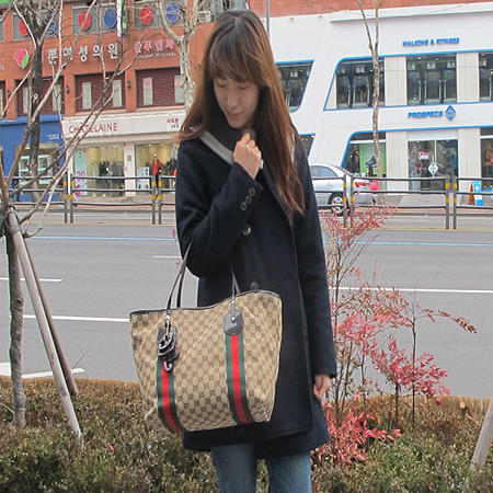 Gucci(����) 211970 GG�ΰ� �𰡵� �Ｑ ��Ƽġ ����� [��������] �̹���6 - ���̺��� �߰���ǰ