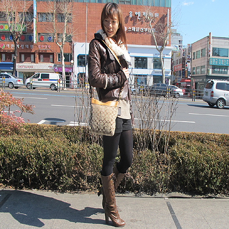 Coach(��ġ) �ñ׳��� ���� ũ�ν��� �̹���5 - ���̺��� �߰���ǰ