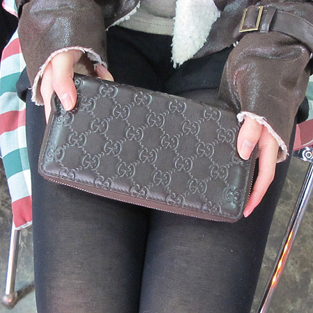 Gucci(����) 244994 �ø� ��ũ���� ¤�� ������ [��������] �̹���4 - ���̺��� �߰���ǰ