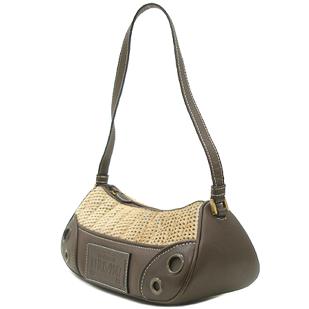 Dior(ũ����î���) ��ġ + ���� ���� ����� �̹���2 - ���̺��� �߰���ǰ