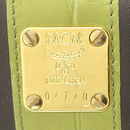MCM(������) ���� �ΰ� ��� ���佺 6Ȧ�� Ű���̽� �̹���4 - ���̺��� �߰���ǰ