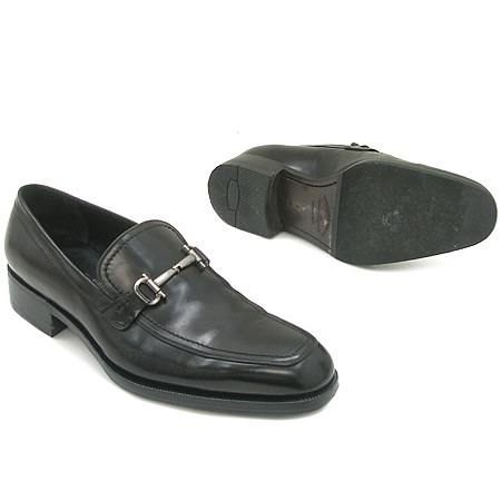 Ferragamo(󰡸)  ġ    ̹3 - ̺ ߰ǰ