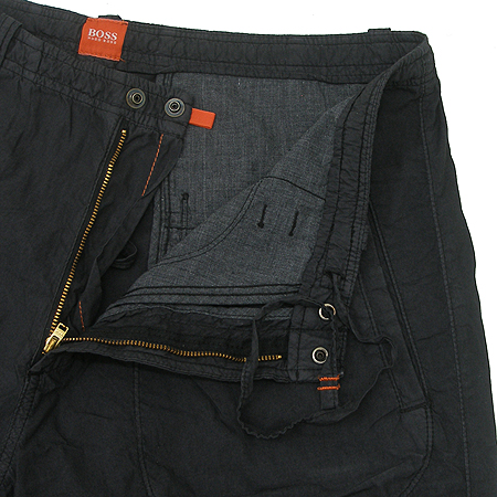 Hugo Boss(�ް�����) ���� �̹���2 - ���̺��� �߰���ǰ