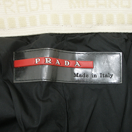 Prada(�����) �����ؽ� ���� �̹���4 - ���̺��� �߰���ǰ