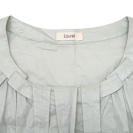Escada(�������) LAUREL(��췼) ���콺(�㸮��SET) �̹���2 - ���̺��� �߰���ǰ