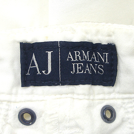 Armani(�Ƹ�����) ���� �̹���4 - ���̺��� �߰���ǰ