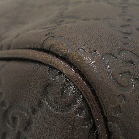 Gucci(����) 193603 GG�ΰ� �ø� ���� ������ ��Ʈ�� [�б�������] �̹���4 - ���̺��� �߰���ǰ