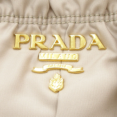 Prada(�����) BN1792 ������ �к긯 ��Ʈ�� + ũ�ν� ��Ʈ�� �̹���4 - ���̺��� �߰���ǰ