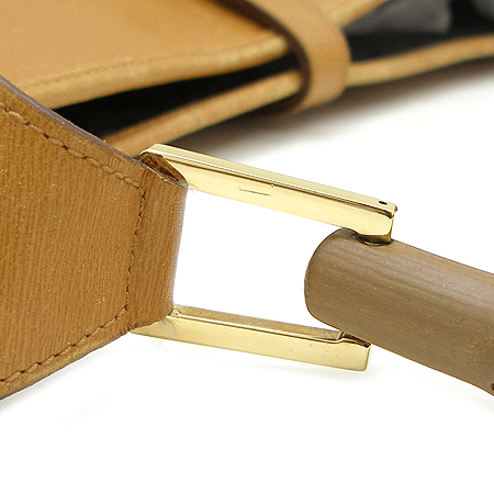 Gucci(����) 001 4061 ��� �ڵ� ȣ�� ����� �̹���4 - ���̺��� �߰���ǰ