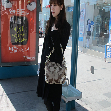 Coach(��ġ) �ñ׳�ó �к긯 ����� �̹���6 - ���̺��� �߰���ǰ