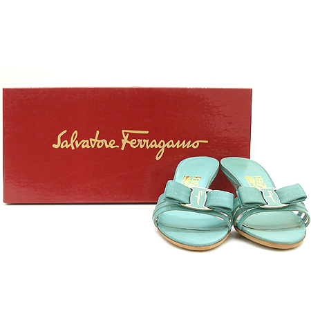 Ferragamo(��󰡸�) CLARETTA ������ ���� �̹���2 - ���̺��� �߰���ǰ