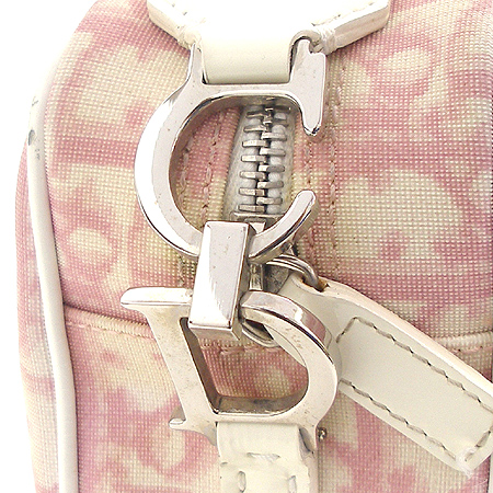 Dior(ũ����î���) ��÷ΰ� PVC ũ�ν��� �̹���5 - ���̺��� �߰���ǰ
