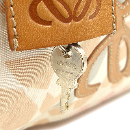 Loewe(�ο���) �ΰ� �к긯 �Ƹ����� ��Ʈ�� �̹���4 - ���̺��� �߰���ǰ
