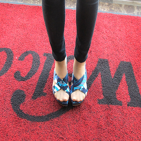 EMILIO PUCCI (���и��� Ǫġ) �к긯 ������ ���� �̹���5 - ���̺��� �߰���ǰ