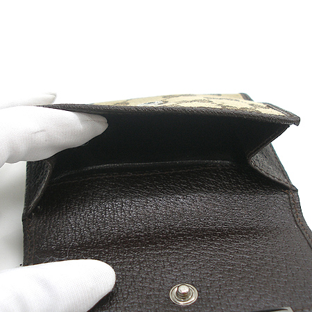 Gucci(����) 112716 GG �ΰ� �ڰ��� 3�� ������ �̹���5 - ���̺��� �߰���ǰ
