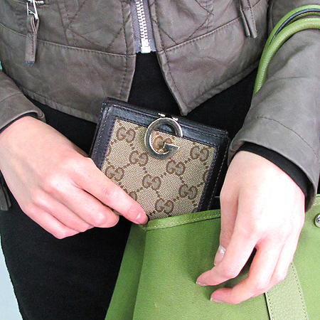 Gucci(����) 212115 ���� G�ΰ� �к긯 ������ [�б�������] �̹���6 - ���̺��� �߰���ǰ