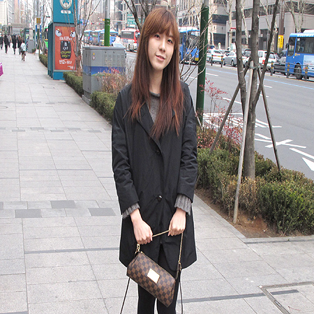 Louis Vuitton(���̺���) N55213 �ٹ̿� ���� ĵ���� ���� Ŭ��ġ 2-WAY [��������] �̹���6 - ���̺��� �߰���ǰ
