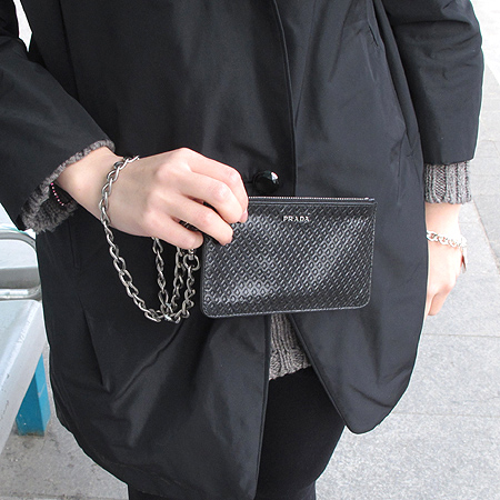 Prada(�����) 2M1273 ZTF ���� ���� ü�� �������� �� ī������ [�б�������] �̹���6 - ���̺��� �߰���ǰ