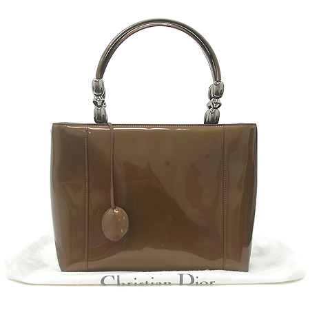 Dior(ũ����î���) ���̴�Ʈ ���̵� ��Ʈ�� �̹���2 - ���̺��� �߰���ǰ