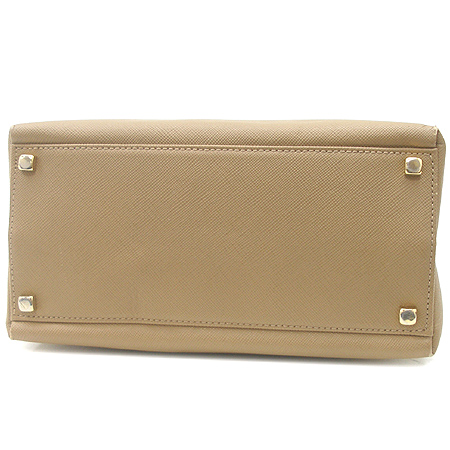 Ferragamo(��󰡸�) 21 0160 ���� ��ġ�� ��� �簢 ��Ʈ�� �̹���4 - ���̺��� �߰���ǰ