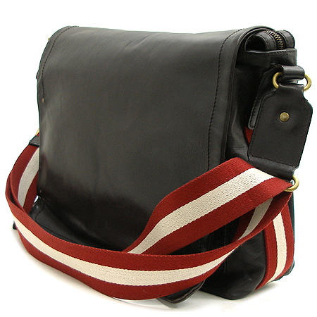 Bally(�߸�) TROVE ���� ��� ���� ũ�ν��� �̹���3 - ���̺��� �߰���ǰ