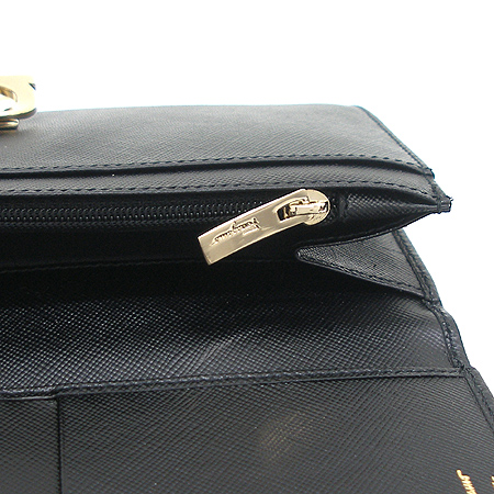 Ferragamo(��󰡸�) 22 2700 ���� ��ġ�� ��� ������ �̹���5 - ���̺��� �߰���ǰ