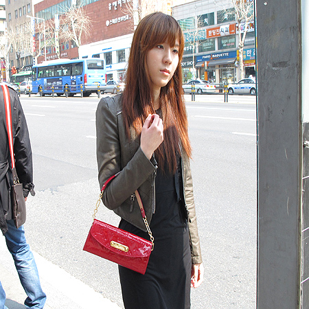 Louis Vuitton(���̺���) M93543 ���׷� ������ ���ٹ��� ���º��ٸ� ����� [�б�����������2ȣ��] �̹���6 - ���̺��� �߰���ǰ