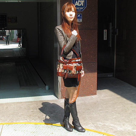 Burberry(������) ���μ� ������ ����� + ũ�ν� ��Ʈ�� �̹���5 - ���̺��� �߰���ǰ