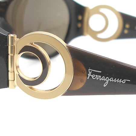 Ferragamo(��󰡸�) 2117 ���� �̴ϼ� ���� ���۶� [�б�����������2ȣ��] �̹���4 - ���̺��� �߰���ǰ
