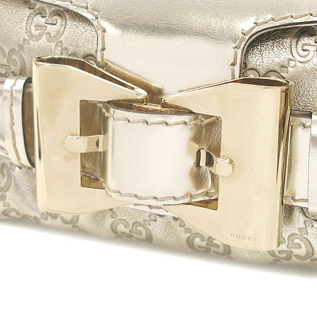 Gucci(����) 189886 GG�ΰ� ��� ��Ż�� Ŭ��ġ �� ���� ü�� ����� [�б�����������2ȣ��] �̹���4 - ���̺��� �߰���ǰ
