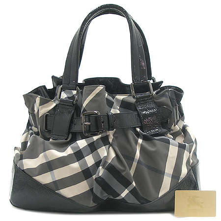 Burberry(������) BLACK AND GREY CHECK (���� �� �׷��� üũ) ���̴�Ʈ ��Ʈ�� �̹���2 - ���̺��� �߰���ǰ