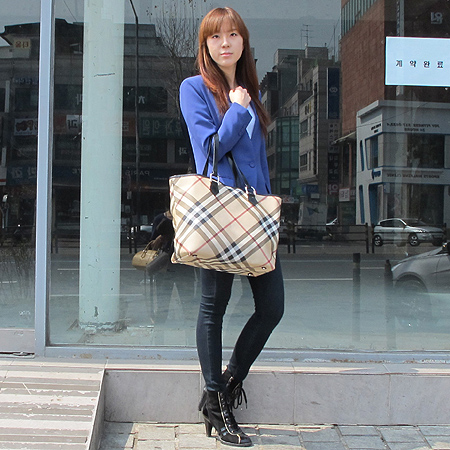 Burberry(������) PVC ���üũ ���� ����� [��������] �̹���6 - ���̺��� �߰���ǰ