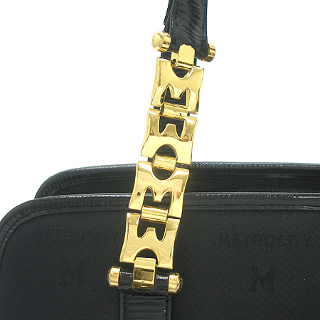 Metrocity(��Ʈ�ν�Ƽ) ���� M �ΰ� ��� ü�� ����� �̹���3 - ���̺��� �߰���ǰ